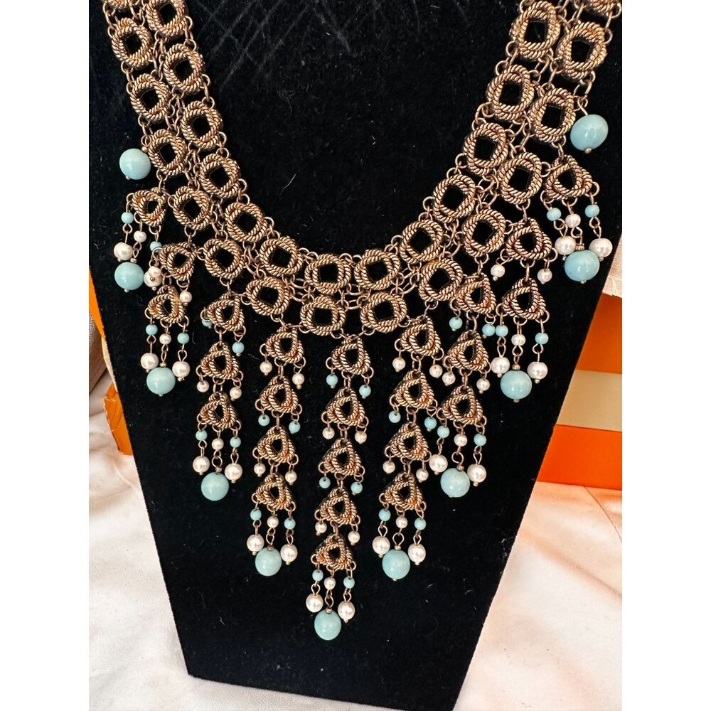 NWT Stunning Chico's statement necklace brushed dark goldtone with bib design - Picture 5 of 5